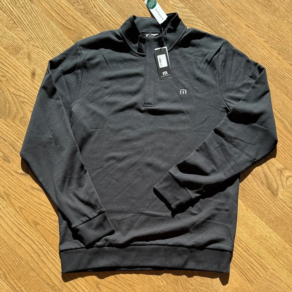 NWT Travis Mathew Black Cloud Quarter Zip Up Size L